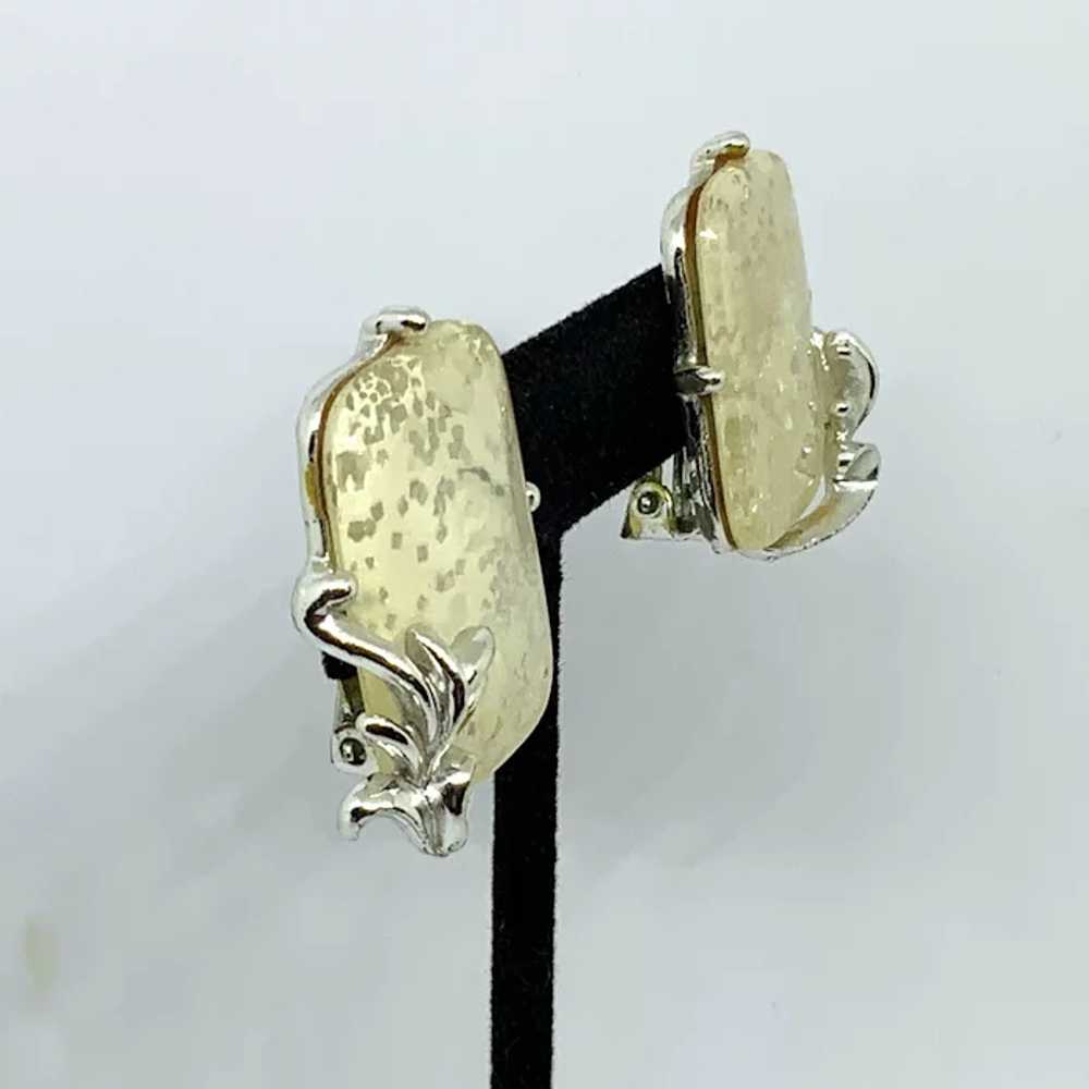 Lucite Confetti Glitter Clip earrings silver-tone - image 3