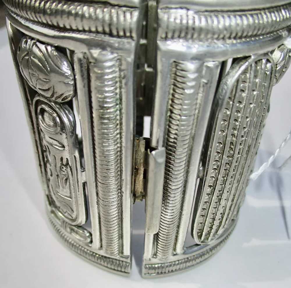 1940s Egyptian Revival Hinged Cuff - image 6