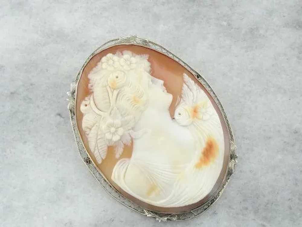 Vintage Fine Shell Cameo Pendant or Brooch - image 3
