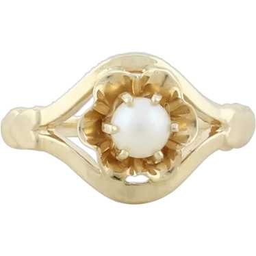 10k Yellow Gold Seed Pearl Flower Ring Size 3 1/2