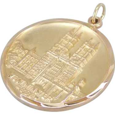 Westminster Abby Medallion Pendant