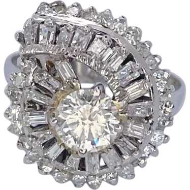 1940s Art Deco Diamond Ring 18K Gold Fine Diamond… - image 1