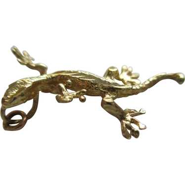 14 kt Yellow Gold Gecko Charm - image 1