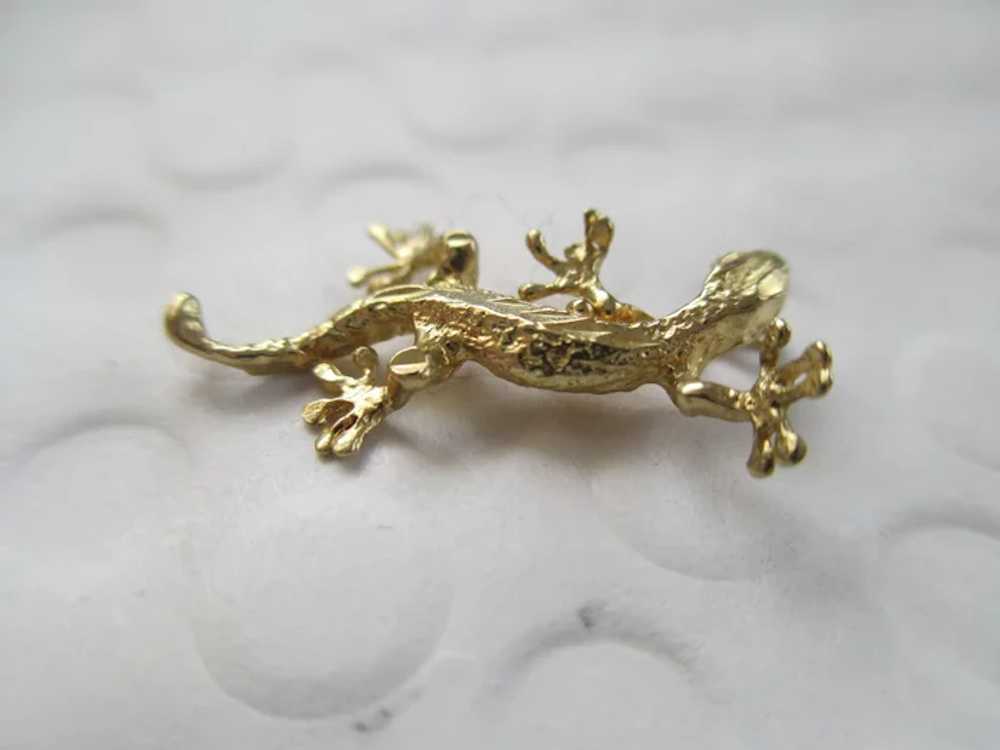 14 kt Yellow Gold Gecko Charm - image 5