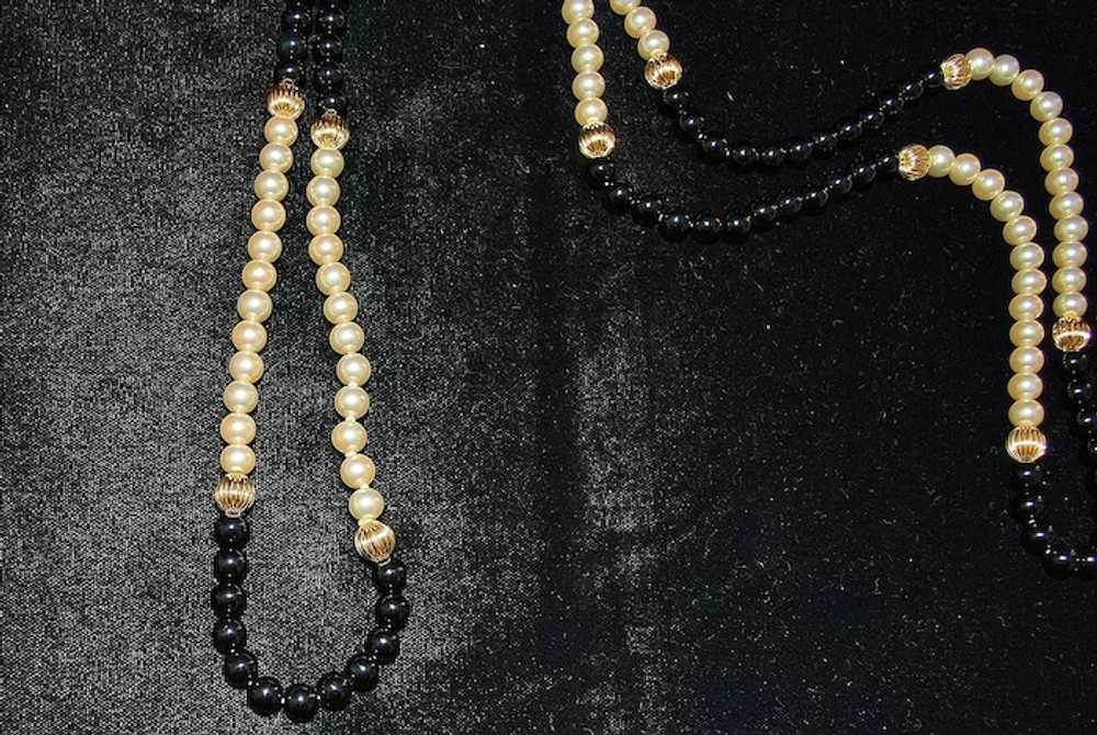 14K Gold, Cultured Pearl and Black Onyx Necklace - image 4