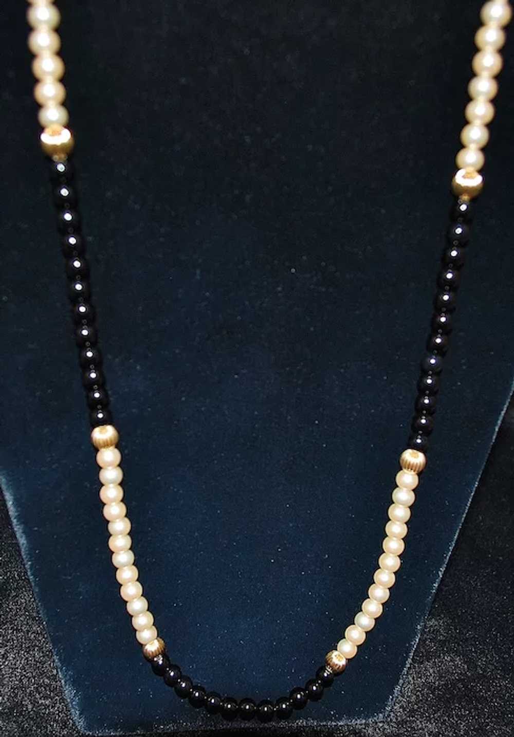 14K Gold, Cultured Pearl and Black Onyx Necklace - image 5