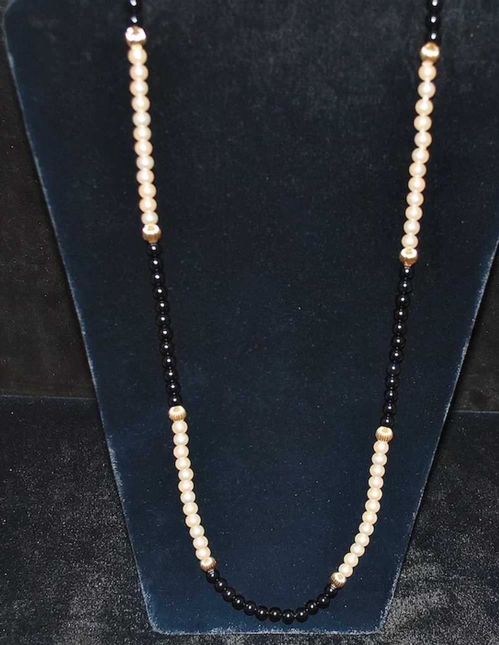 14K Gold, Cultured Pearl and Black Onyx Necklace - image 6