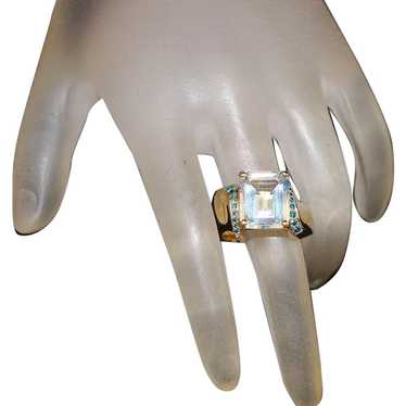 14K Aquamarine and Blue Diamond Ring