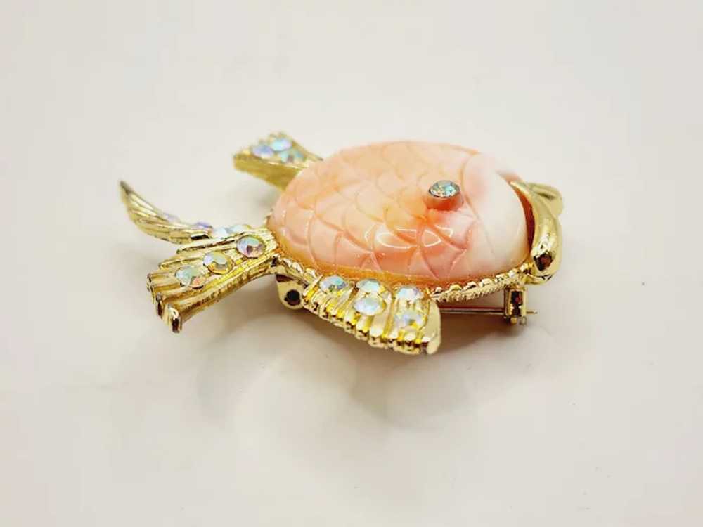 Vintage Acrylic Kitschy Fish Brooch [A521] - image 2