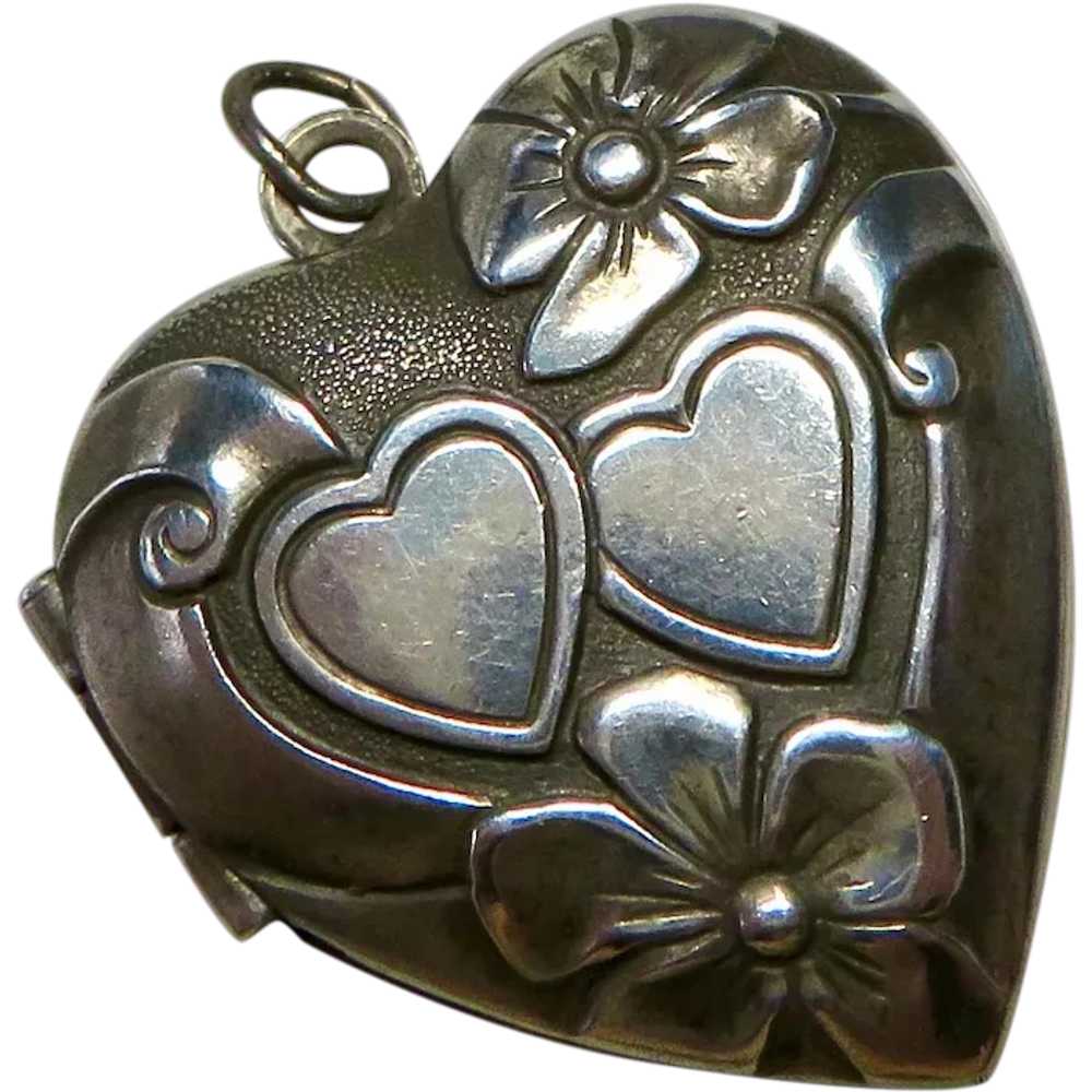 1940's Sterling Puffy Heart Locket - image 1