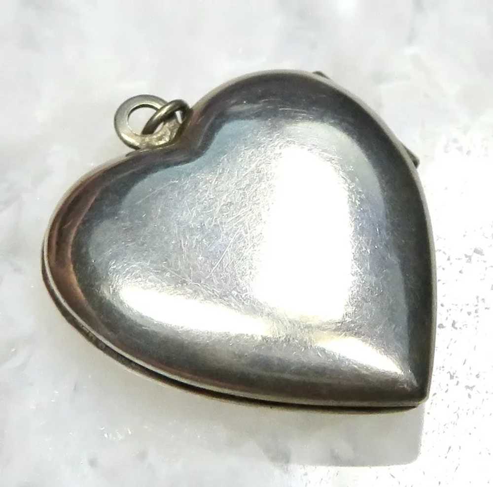 1940's Sterling Puffy Heart Locket - image 2