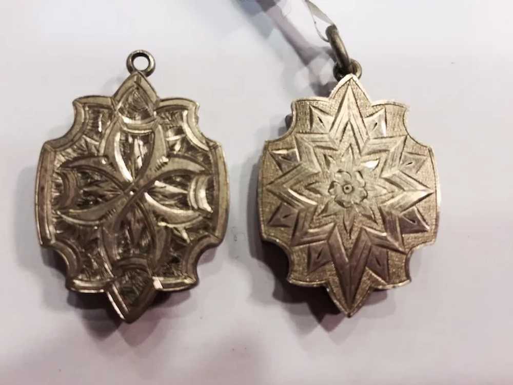 Stunning Pair Of Victorian Silver Lockets - Frate… - image 2