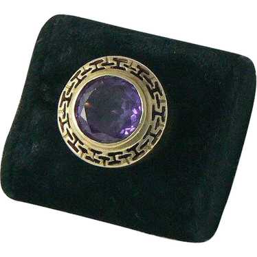 Sophisticated 18K Sapphire Ring Greek Key Motif