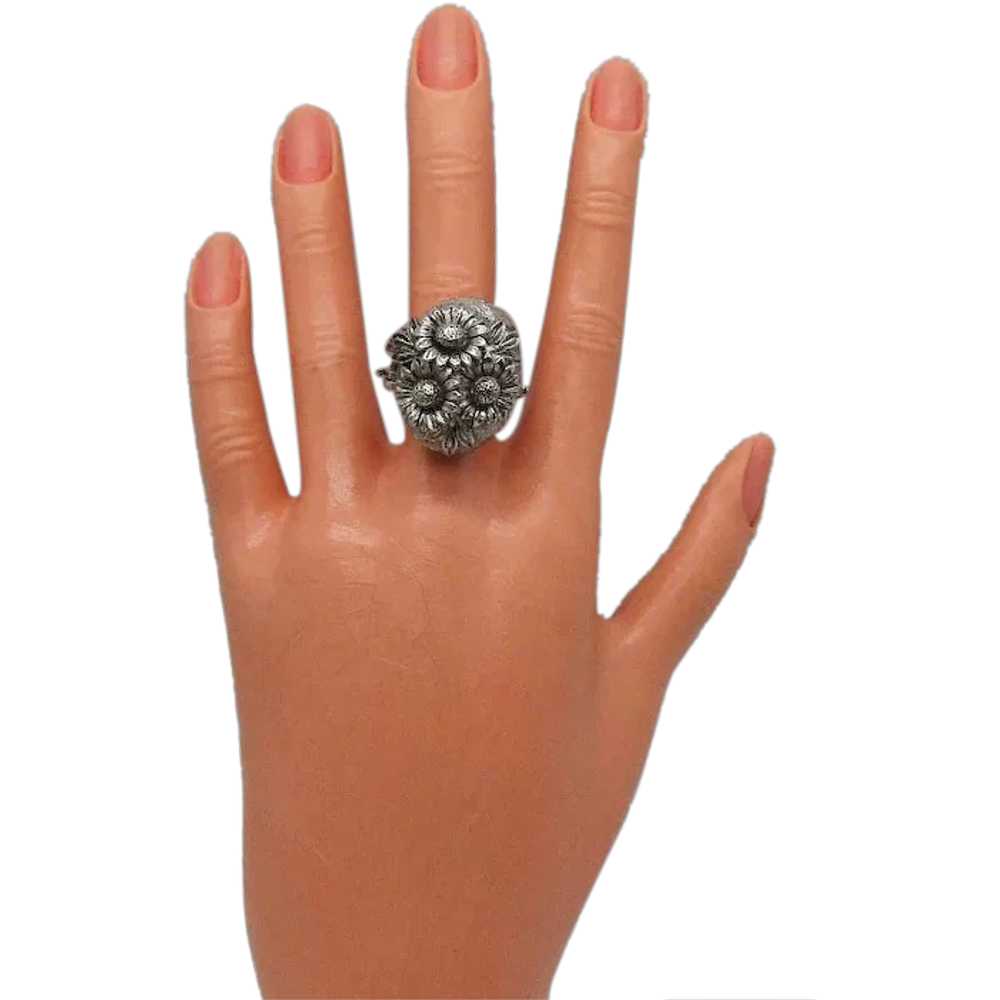 Unusual Vintage Silver Sunflower Poison Ring - image 1