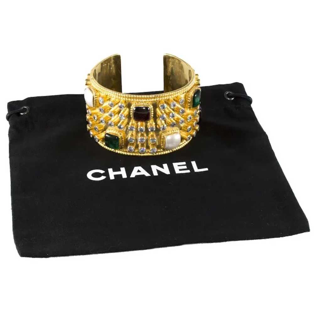 CHANEL Cuff Bracelet WIDE Gripoix Glass Red Green… - image 4