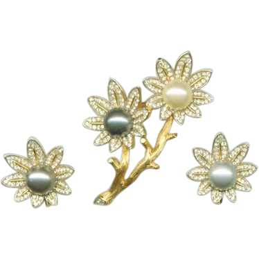 TRIFARI Faux Pearl & Rhinestone Flower Pin Set - image 1