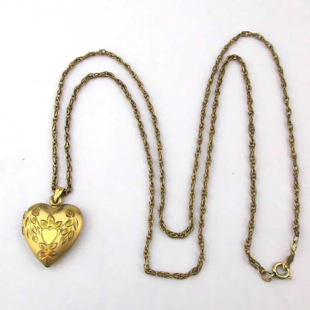 Vintage Etched Gold-Filled Heart Locket Necklace … - image 2