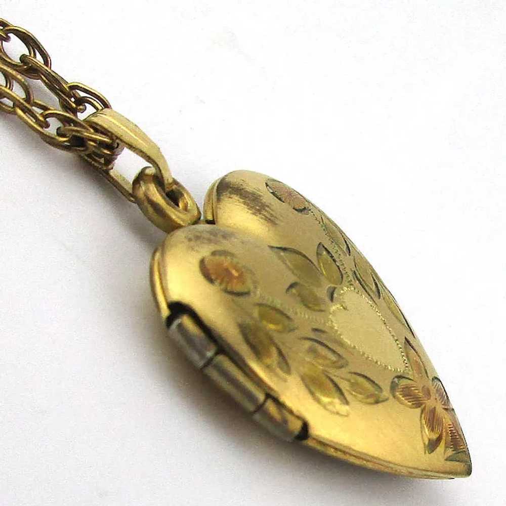 Vintage Etched Gold-Filled Heart Locket Necklace … - image 6