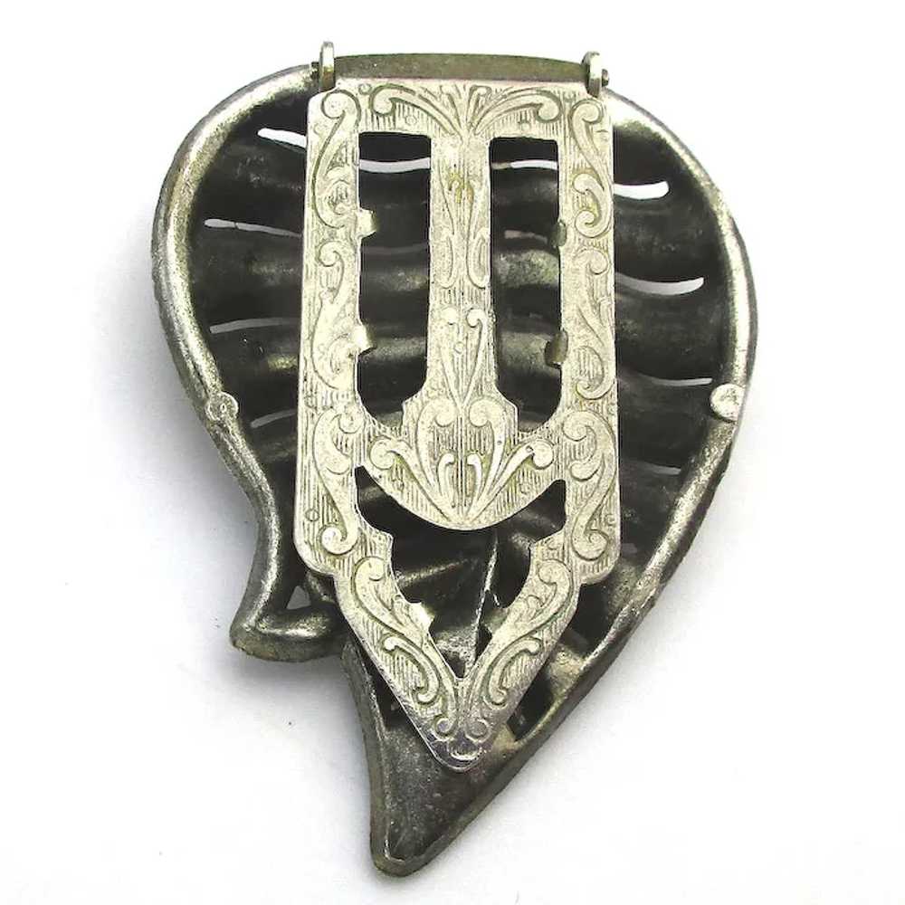 Art Deco Rhinestone Clip Pin Pendant - image 3