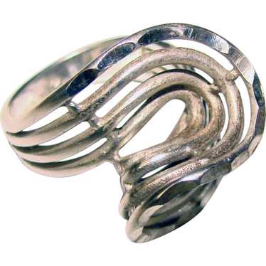 Awesome STERLING Raised Swirl Design Vintage Ring - image 1