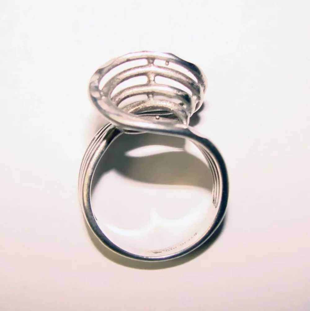 Awesome STERLING Raised Swirl Design Vintage Ring - image 2