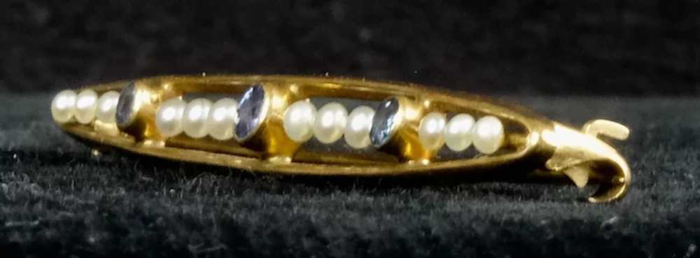 Edwardian 14K Gold Seed Pearl Sapphire Bar Pin - image 5