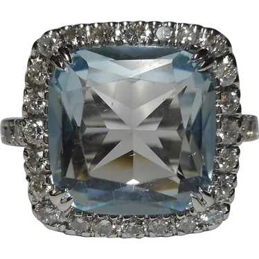 14k Sky Blue Diamond Topaz Ring