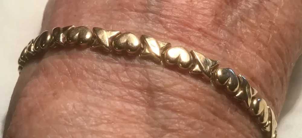 10K Yellow Gold Hugs and Hearts Link Bracelet for… - image 2