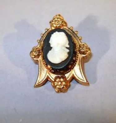 VINTAGE  Victorian Collar Cameo Brooch  Small - image 1