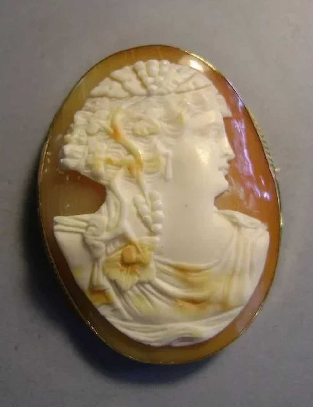 VINTAGE 14K Large Roman Lady Cameo Beautiful and … - image 9