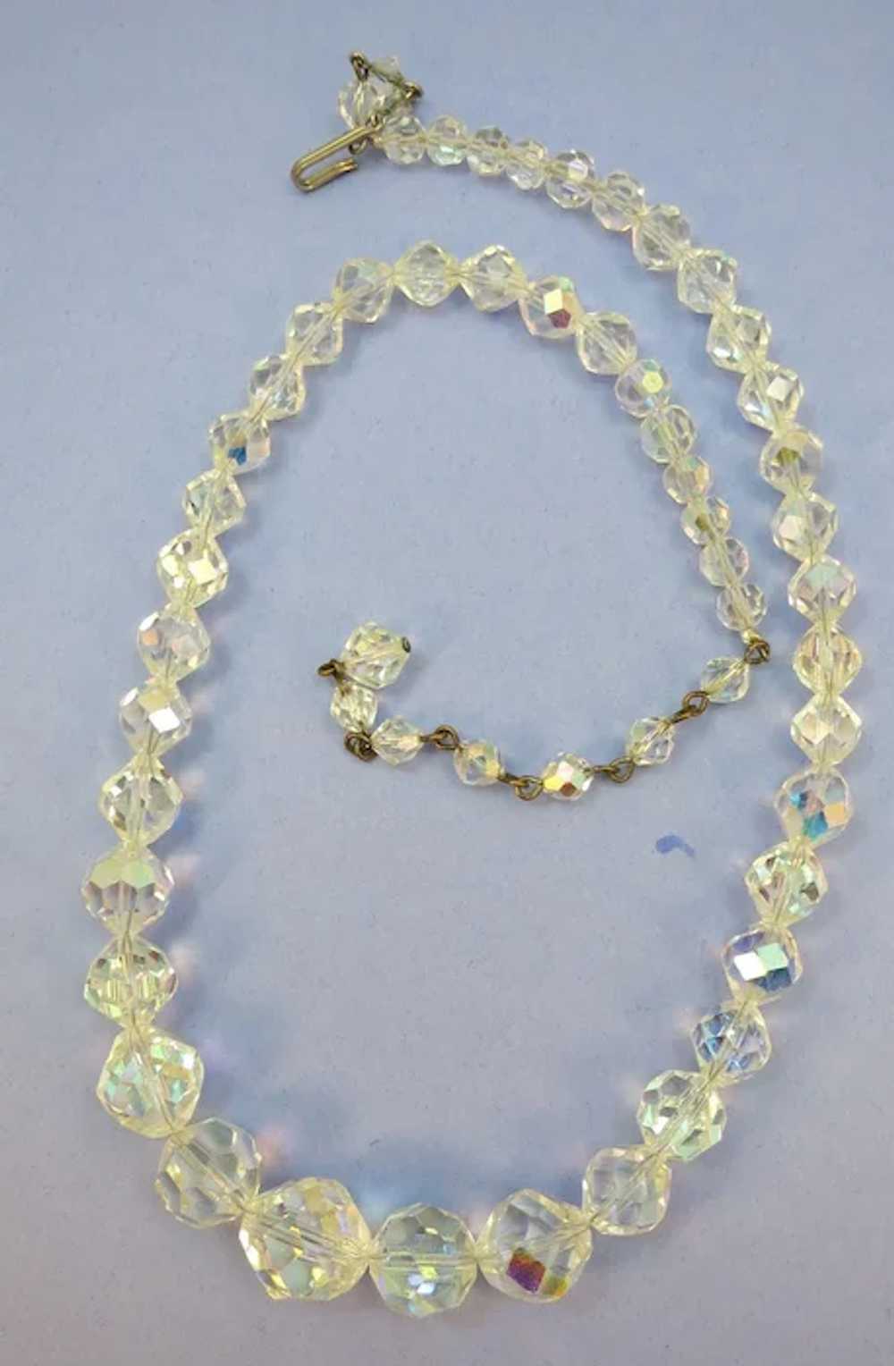 Vintage Aurora Borealis Faceted Crystal Bead Necklace Gem