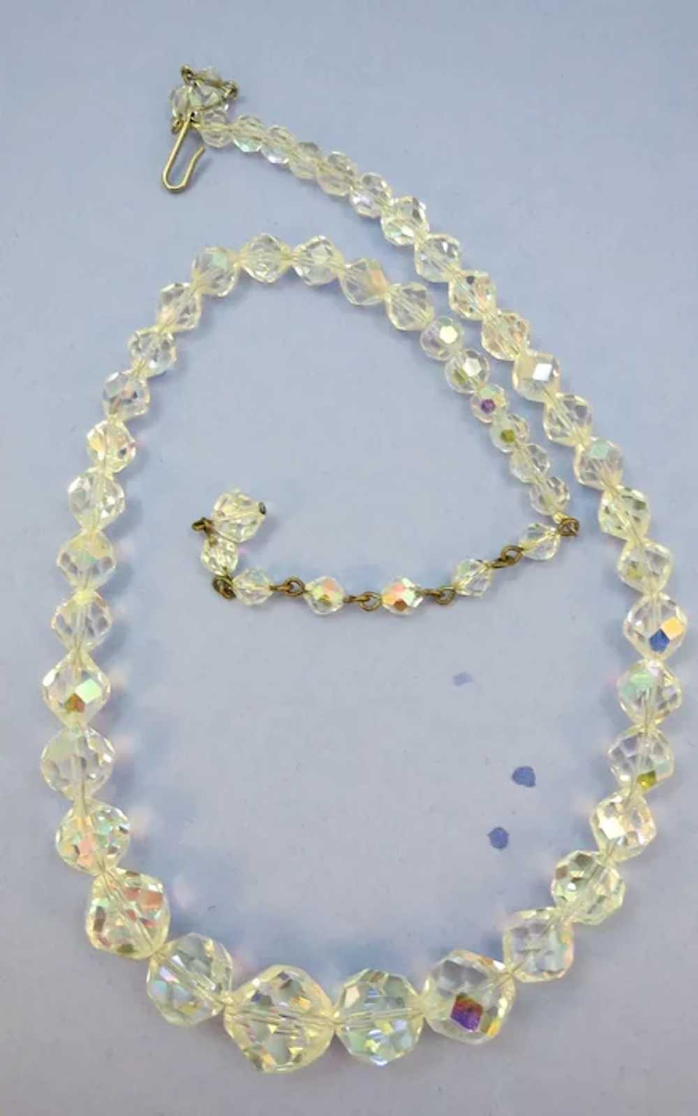 Vintage Aurora Borealis Faceted Crystal Bead Necklace Gem 6373