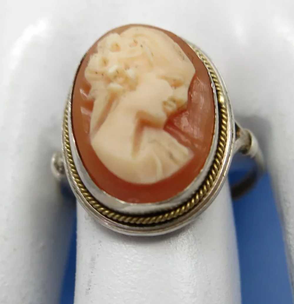 VINTAGE Sterling Shell Hand Carved Cameo Ring - image 3