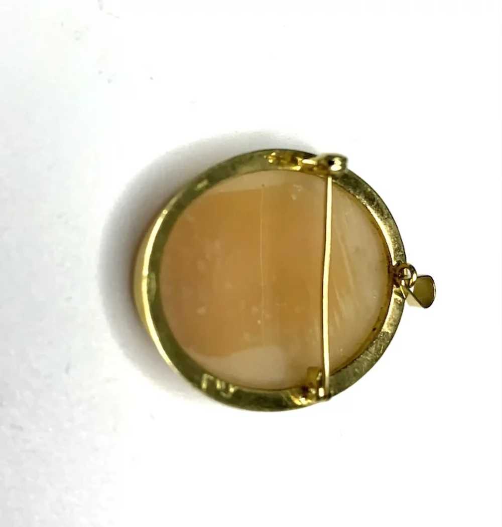 18k Gold Shell Cameo Pin/Pendant - image 4