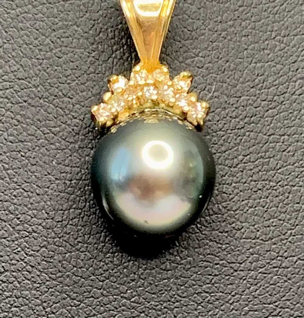 11mm Tahitian Pearl, Diamond, and 14k Gold pendant - image 2