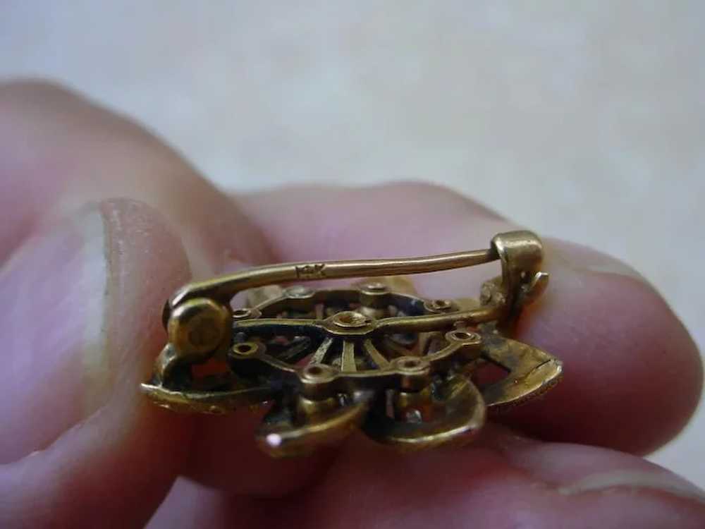 Beautiful 14K Gold Vintage Brooch w/ 9 Diamonds, … - image 5