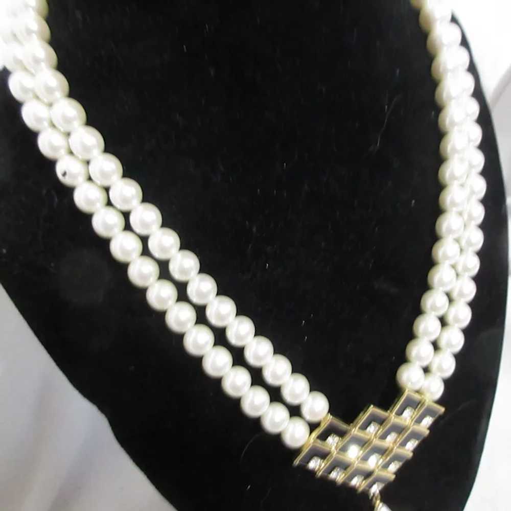 Unsigned 2 Strand Faux Pearl Necklace with Black … - image 11