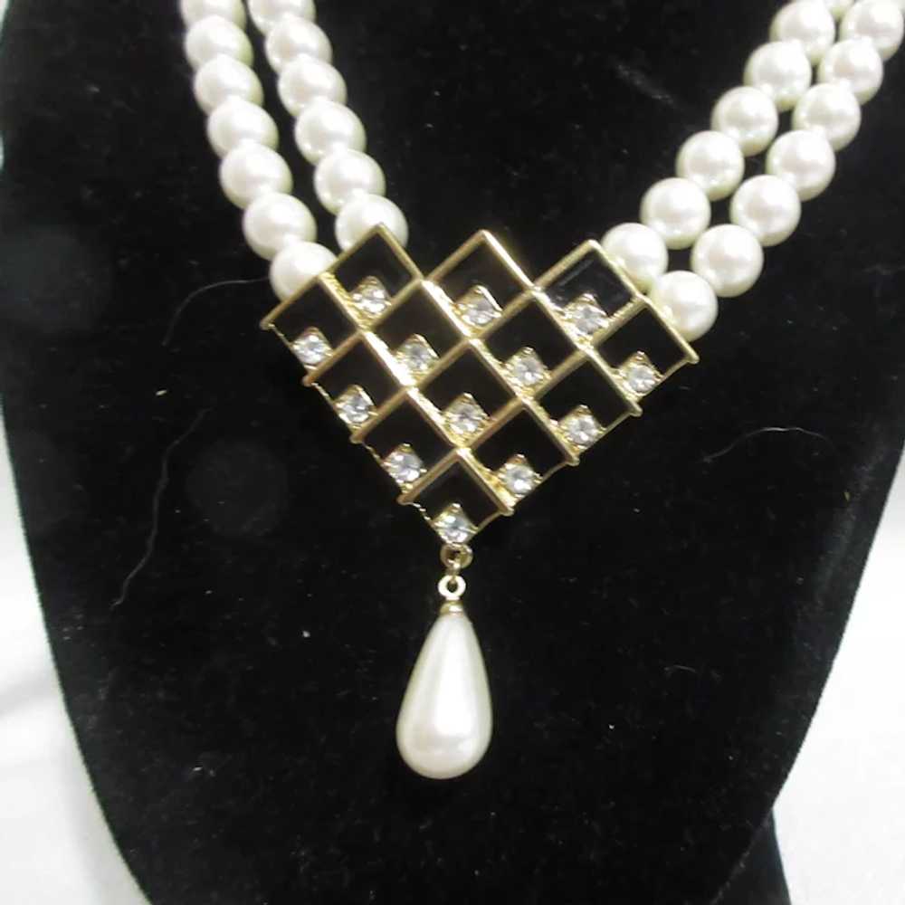 Unsigned 2 Strand Faux Pearl Necklace with Black … - image 5