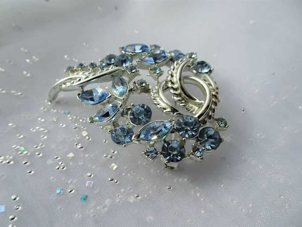 DREAMY Light Blue Art Glass Brooch,Sparkling Blue… - image 3