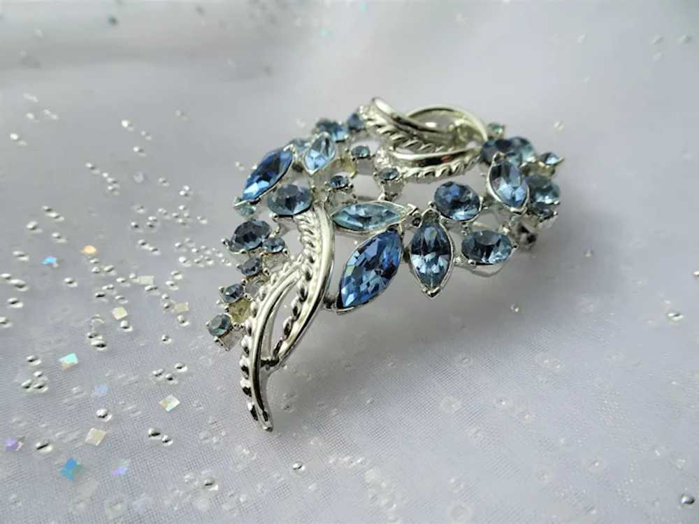 DREAMY Light Blue Art Glass Brooch,Sparkling Blue… - image 4