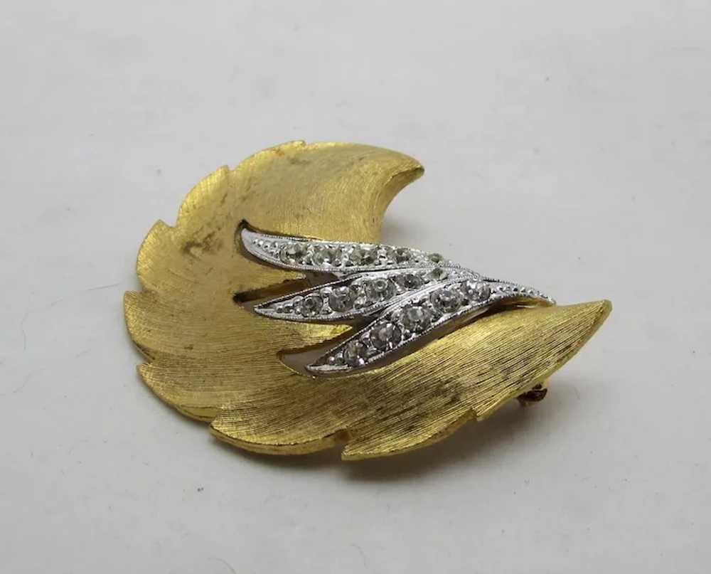 Vintage JJ Brushed Goldtone Pin With Pave Crystals - image 3