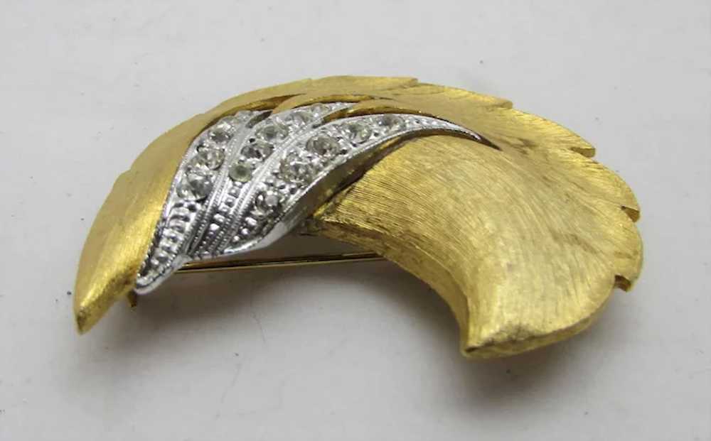 Vintage JJ Brushed Goldtone Pin With Pave Crystals - image 4