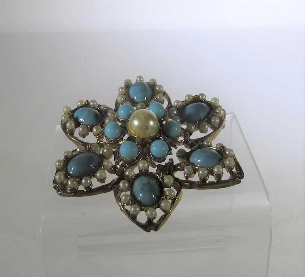 Vintage Goldtone Pin with Faux Turquoise and Faux… - image 3