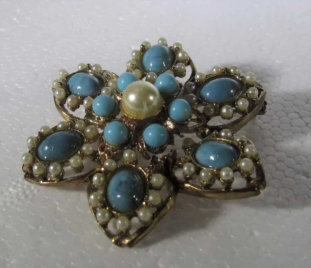 Vintage Goldtone Pin with Faux Turquoise and Faux… - image 9