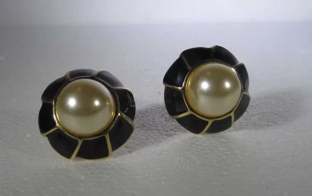 Vintage Kenneth J. Lane Clip On Earrings With Bla… - image 6