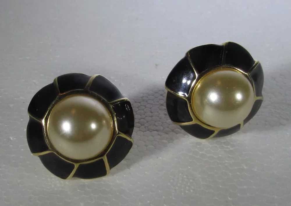 Vintage Kenneth J. Lane Clip On Earrings With Bla… - image 7