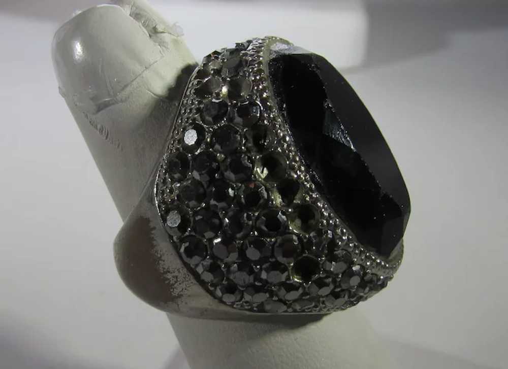 Vintage 1980's Costume Ring with Faux Onyx and Ma… - image 4