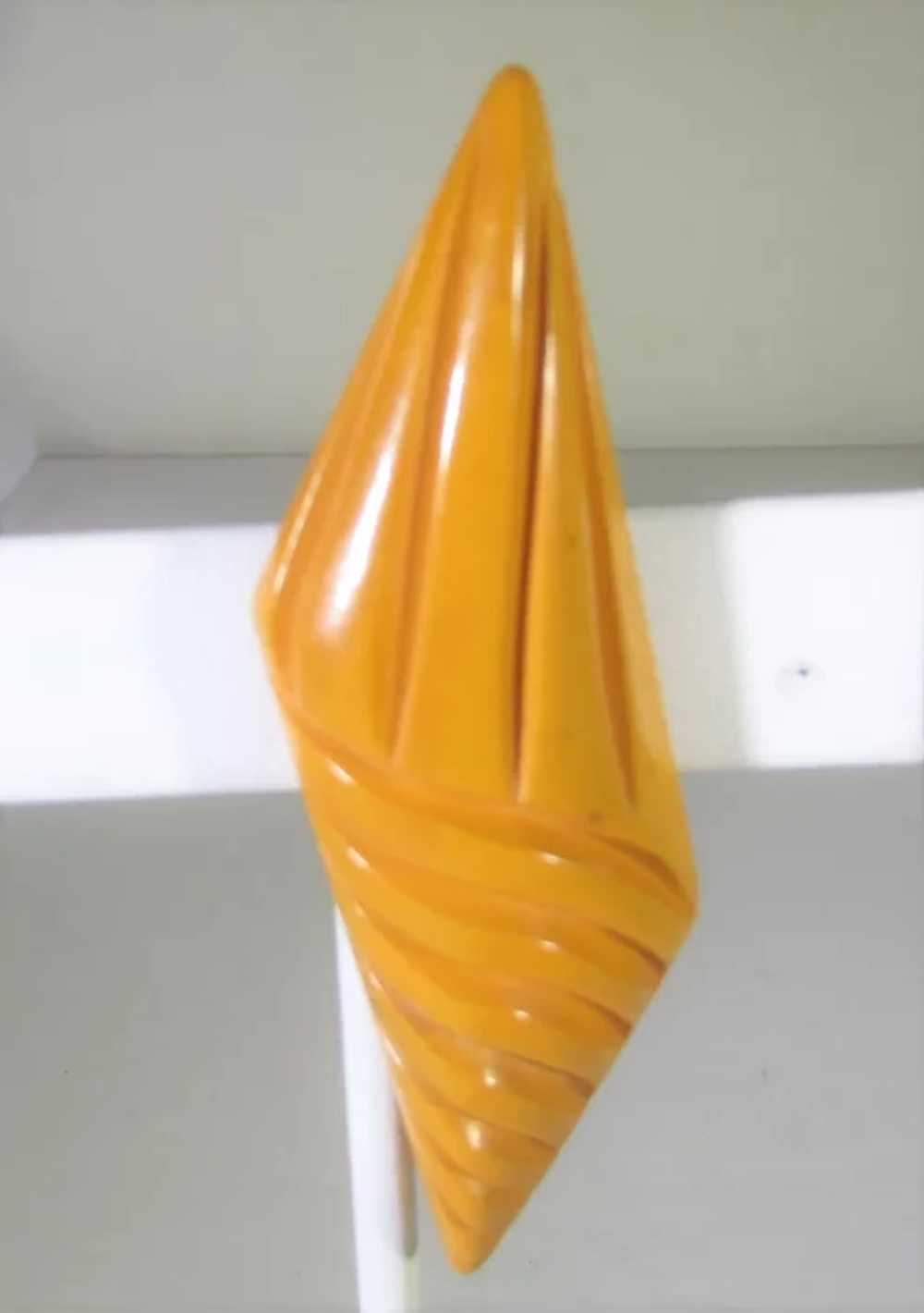 Bakelite Geometric Carved Pin In Yellow - image 2