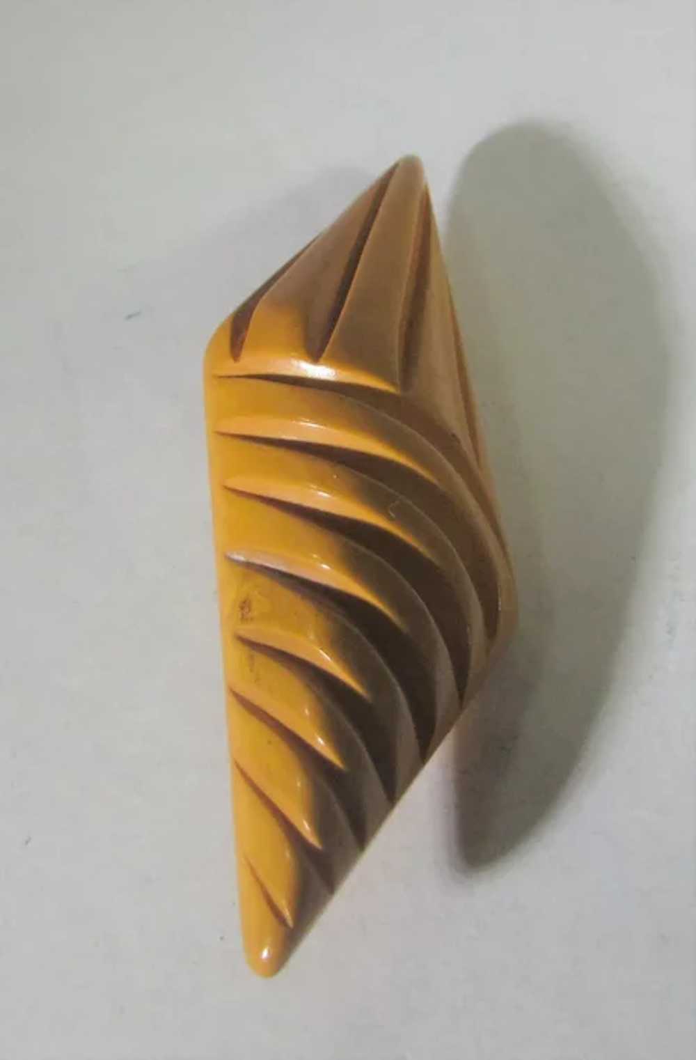 Bakelite Geometric Carved Pin In Yellow - image 3