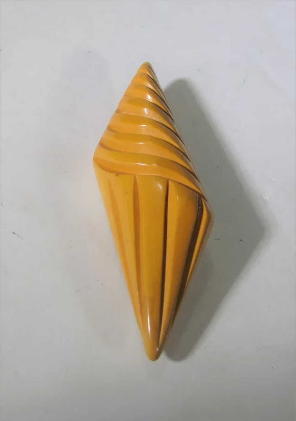 Bakelite Geometric Carved Pin In Yellow - image 6